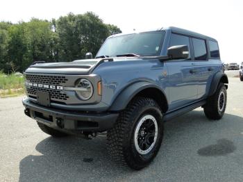  Salvage Ford Bronco