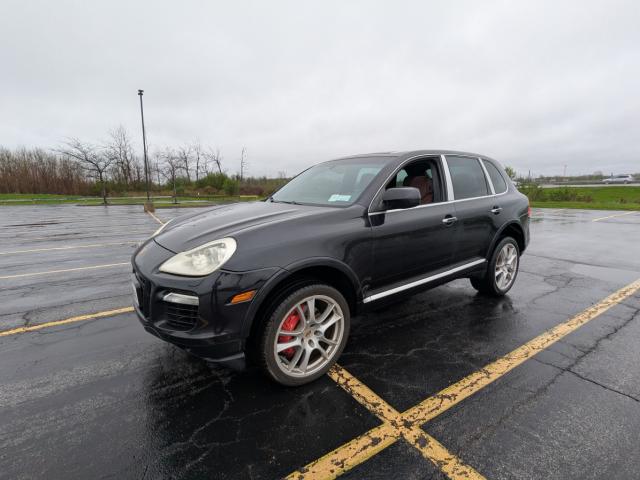  Salvage Porsche Cayenne